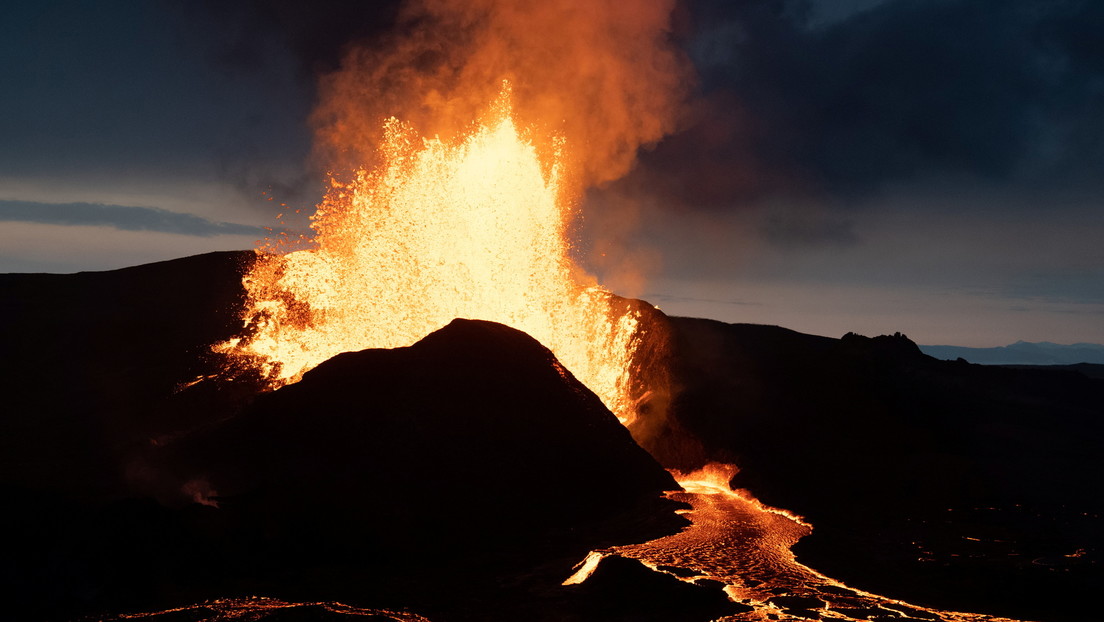 Expertos advierten que erupciones volcánicas menores podrían causar un efecto "cascada" y llevar a una catástrofe global