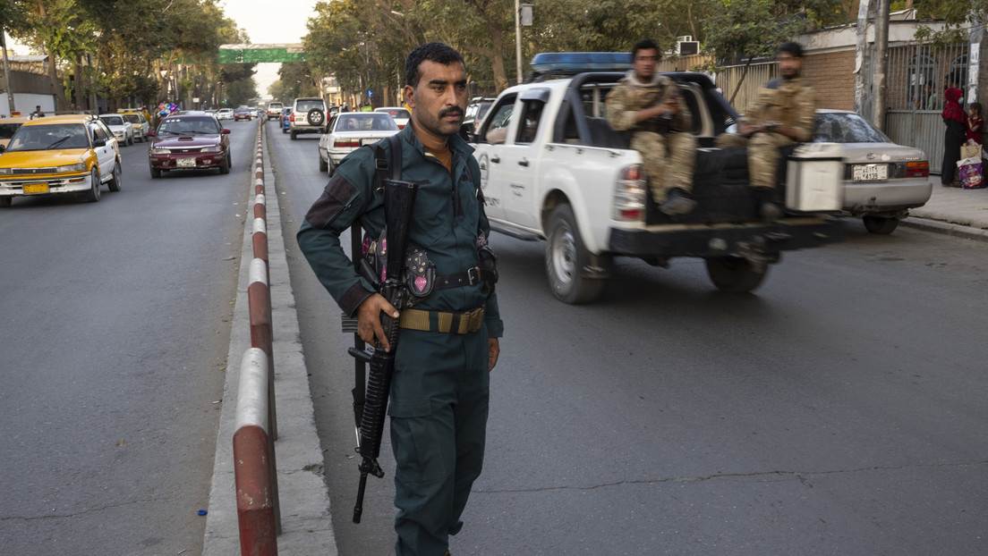 El Ministerio del Interior afgano promete un cambio de gobierno pacífico y que no habrá asalto a Kabul