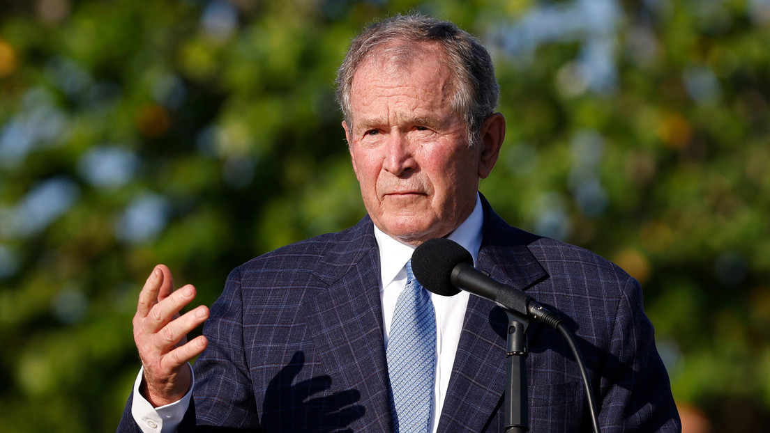 George W. Bush expresa su "profunda tristeza" por la crisis en Afganistán, 20 años después de desplegar allí las tropas de EE.UU.