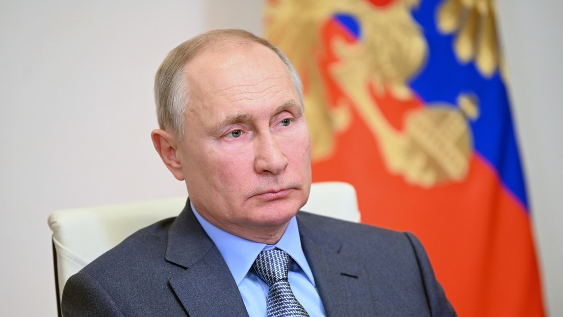 Putin sobre la crisis en Afganistán: "Hay que dejar de construir 'democracias' en otros países"