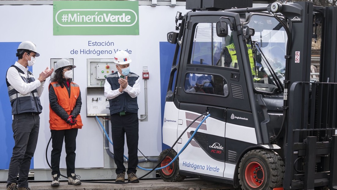 Chile inaugura su primera estación de hidrógeno verde para vehículos de faena minera
