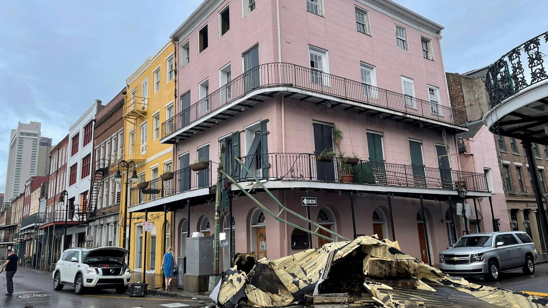 Arrestan a decenas de personas en Nueva Orleans por perpetrar saqueos tras el paso del huracán Ida