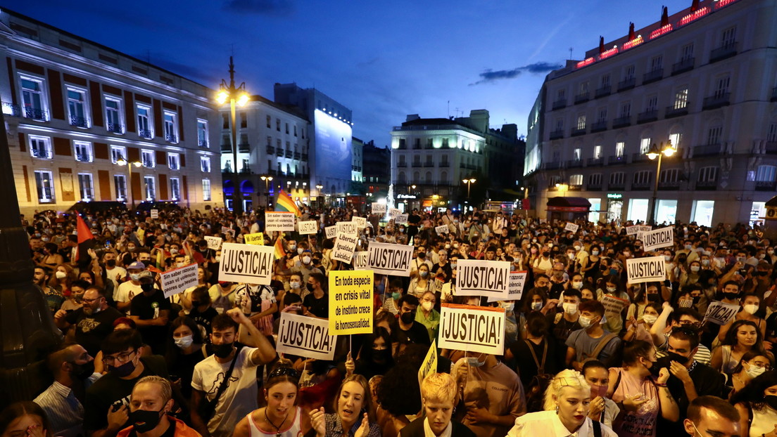 Entre el discurso del odio y una denuncia falsa: el caso que agitó la política española en medio de una oleada de agresiones homófobas