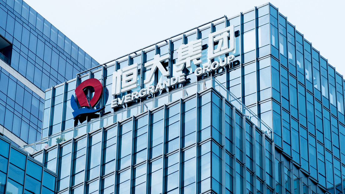 El gigante chino Evergrande empieza a reembolsar con bienes raíces a parte de sus inversores en medio de su crisis de liquidez