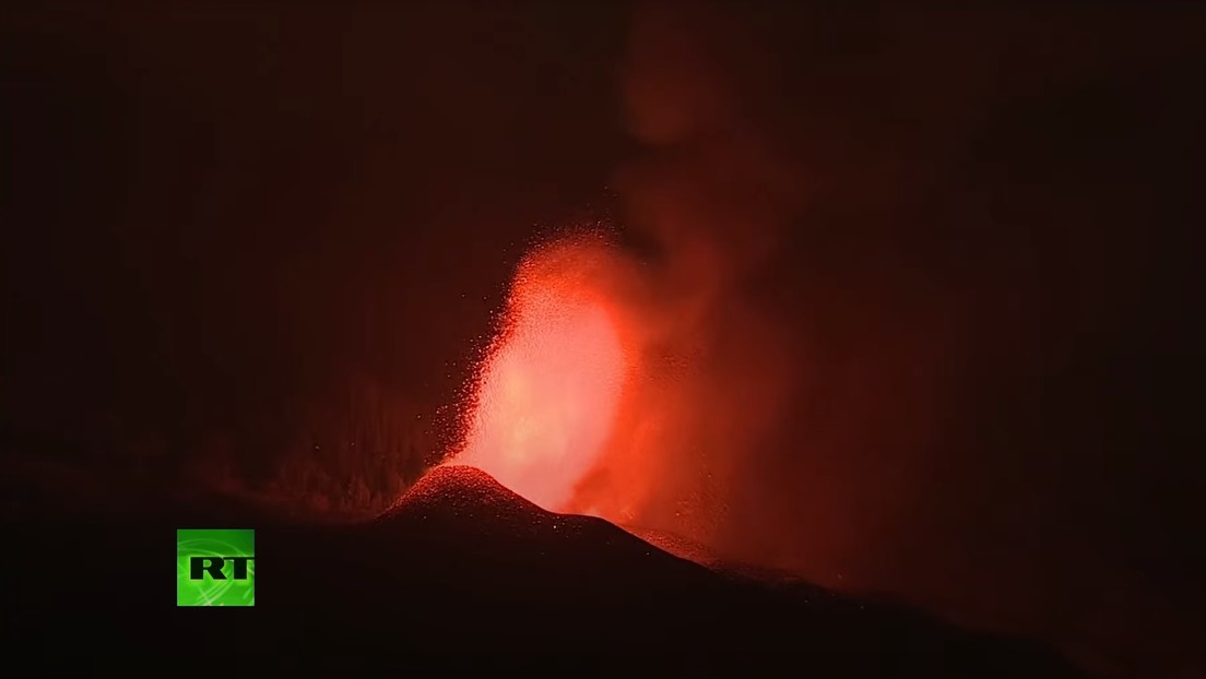 VIDEO: Continúa la erupción volcánica y se registra un nuevo sismo en la isla española de La Palma