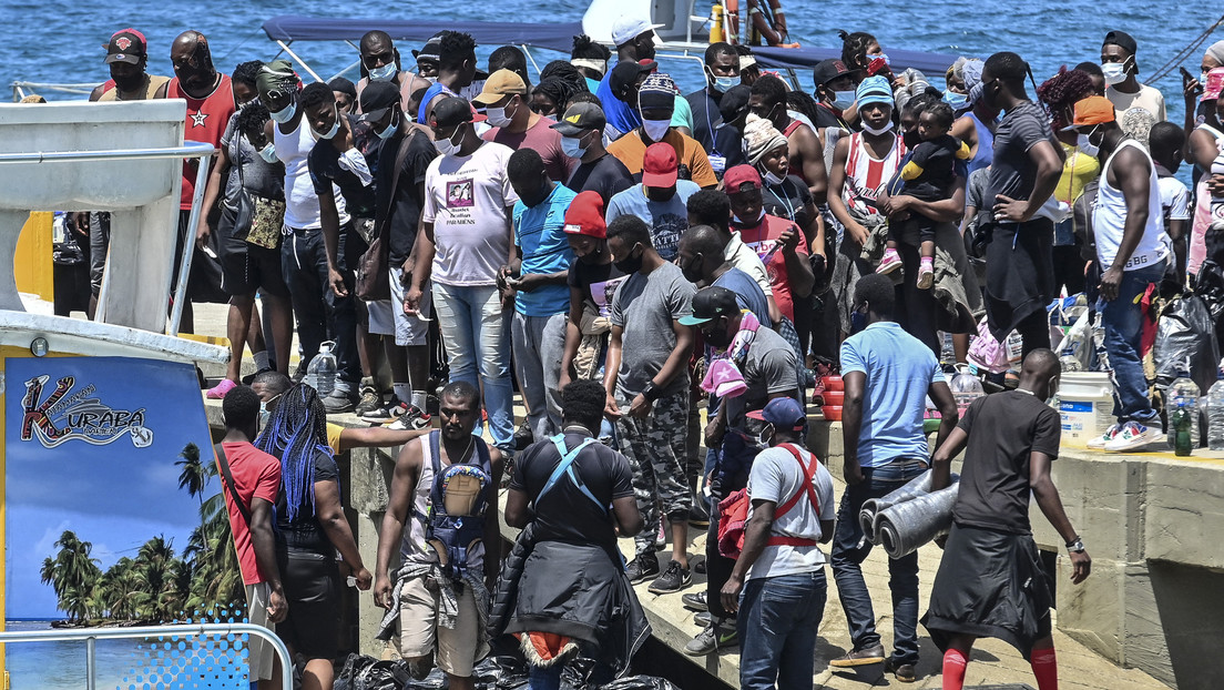 19.000 migrantes, en su mayoría haitianos, se encuentran atrapados entre la frontera de Colombia y Panamá