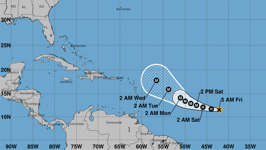 La tormenta tropical Sam se convierte en huracán en su camino hacia el Caribe