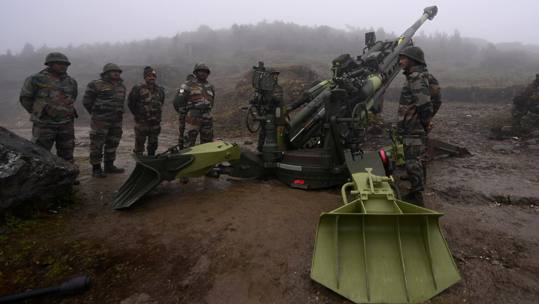 El Ejército indio despliega su artillería en la frontera con China a tres meses del acuerdo del retiro de tropas