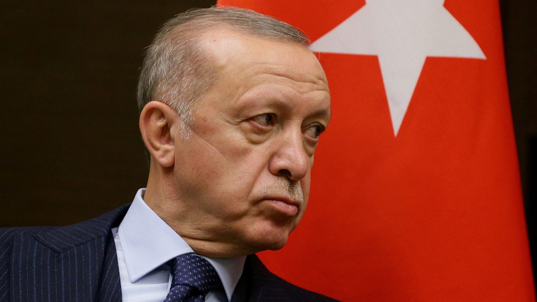 Erdogan ordena declarar 'persona non grata' a embajadores de EE.UU., Alemania y otras ocho naciones occidentales