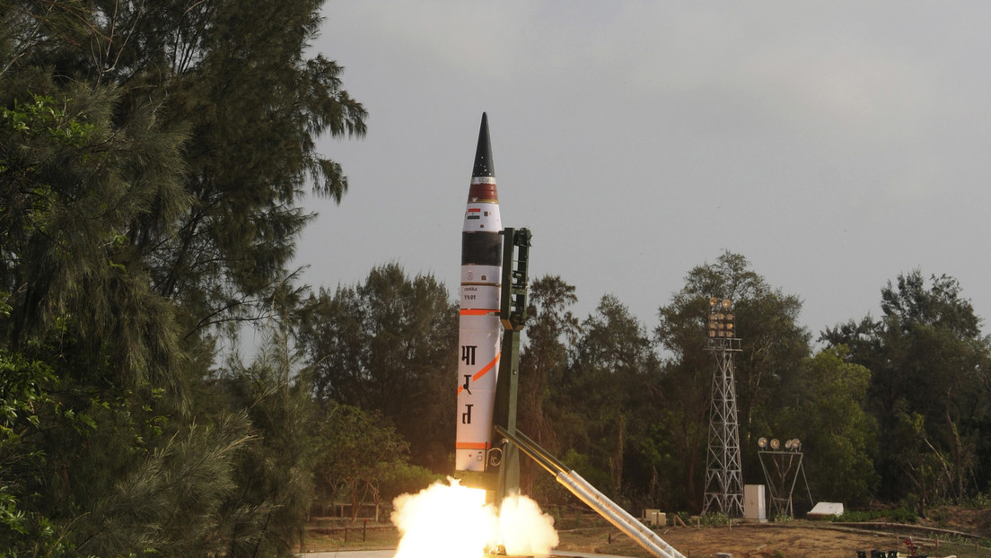 El Ejército de la India prueba con éxito su misil balístico intercontinental Agni-V en medio de las tensiones con China (VIDEO)