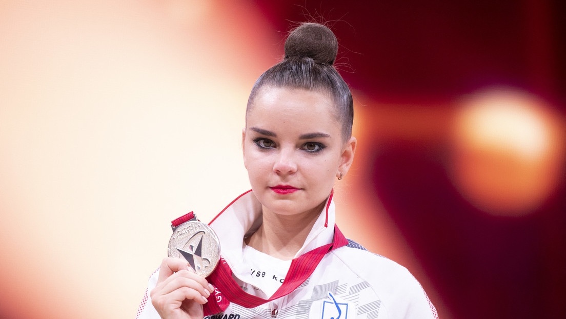 La gimnasta rusa Dina Avérina iguala un récord al convertirse en campeona del mundo por 17.ª vez