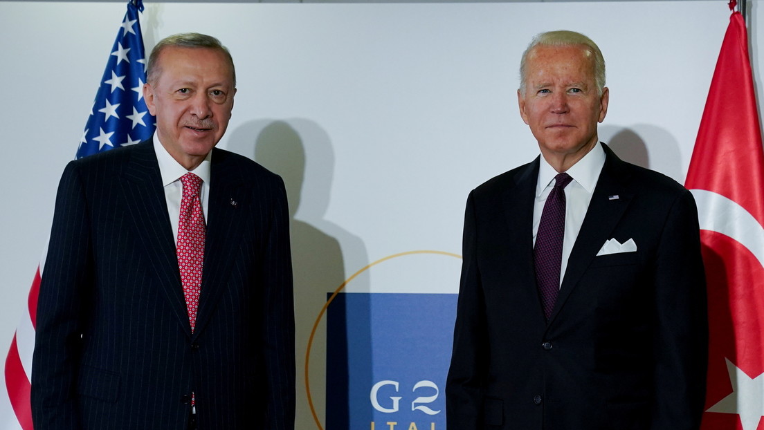 Biden expresa su preocupación por la posesión de Turquía del sistema de misiles ruso S-400 durante la reunión con Erdogan