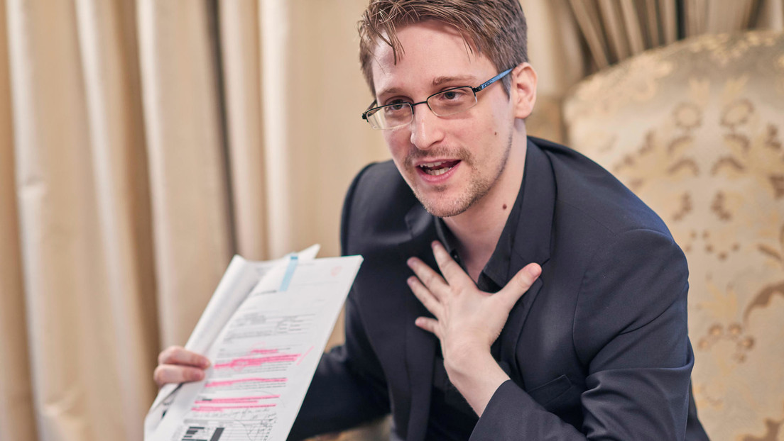 "Ni siquiera dinero 'canino' sino un clon": Snowden advierte el riesgo de la criptomoneda meme en pleno auge Shiba Inu