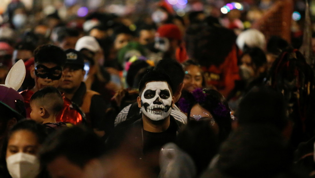 Día de Muertos en México: del orgullo de una celebración ancestral al espanto por la imparable violencia