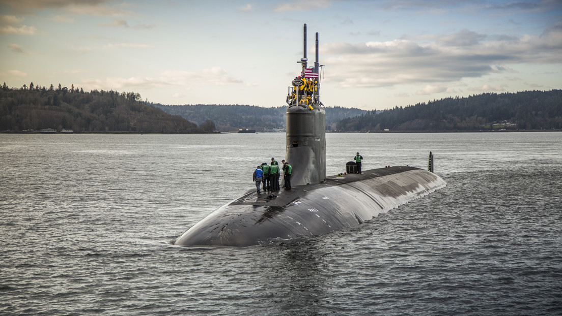 Reportan que los comandantes del submarino nuclear de EE.UU. que chocó contra un monte subacuático en el Indo-Pacífico fueron despedidos