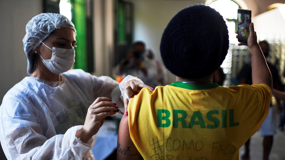 La Justicia brasileña permite a las empresas despedir a los empleados que no estén vacunados