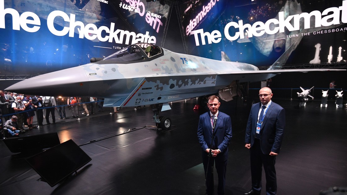 Rusia presenta al mundo el prototipo de su nuevo caza ligero Checkmate (VIDEO)
