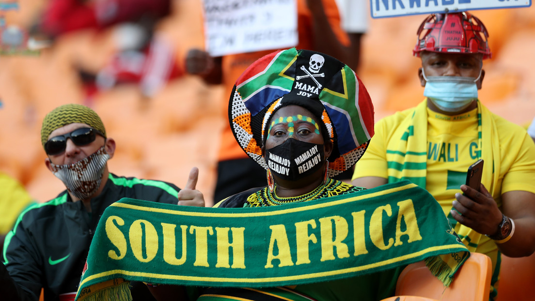 La FIFA revisará la derrota de Sudáfrica ante Ghana en la clasificación mundialista por un polémico penal marcado (VIDEO)