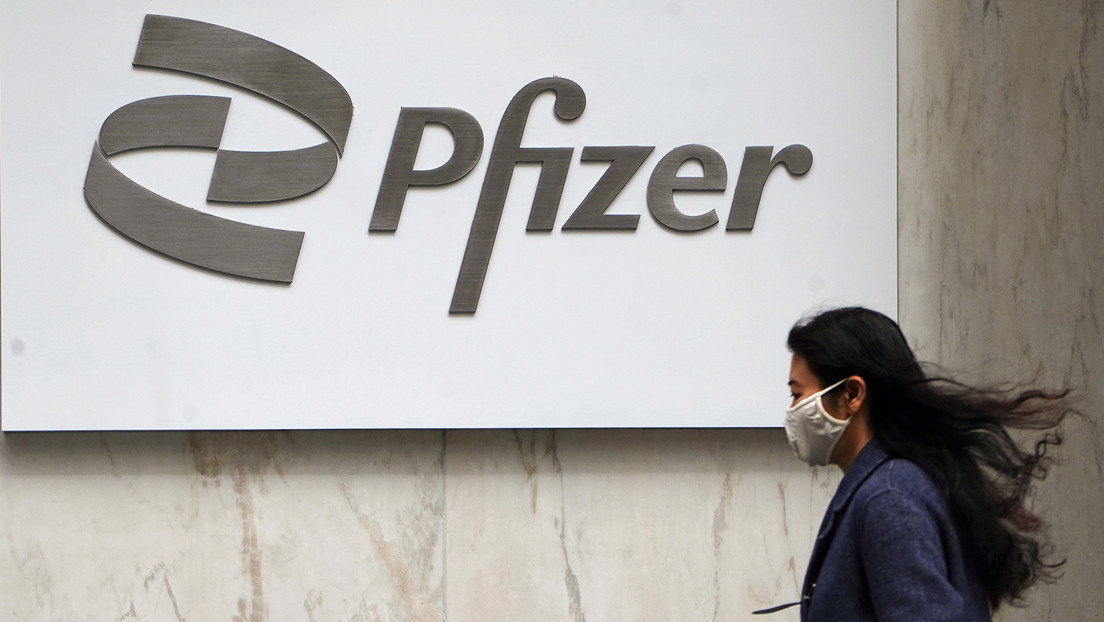 Pfizer acusa a una empleada de robar documentos confidenciales sobre su vacuna anticovid