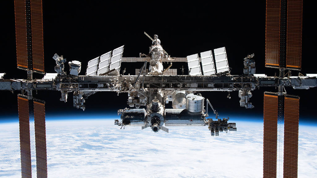 La NASA posterga una caminata espacial por el acercamiento de escombros a la EEI