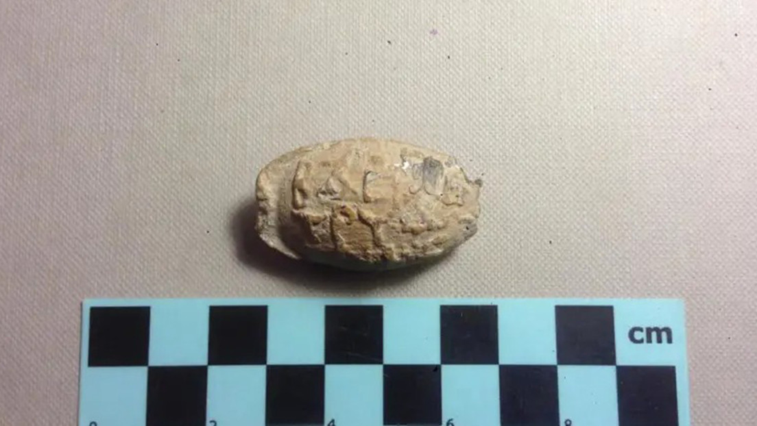 Descubren en Cisjordania un "inusual" proyectil de plomo de hace 2.000 años con inscripciones griegas