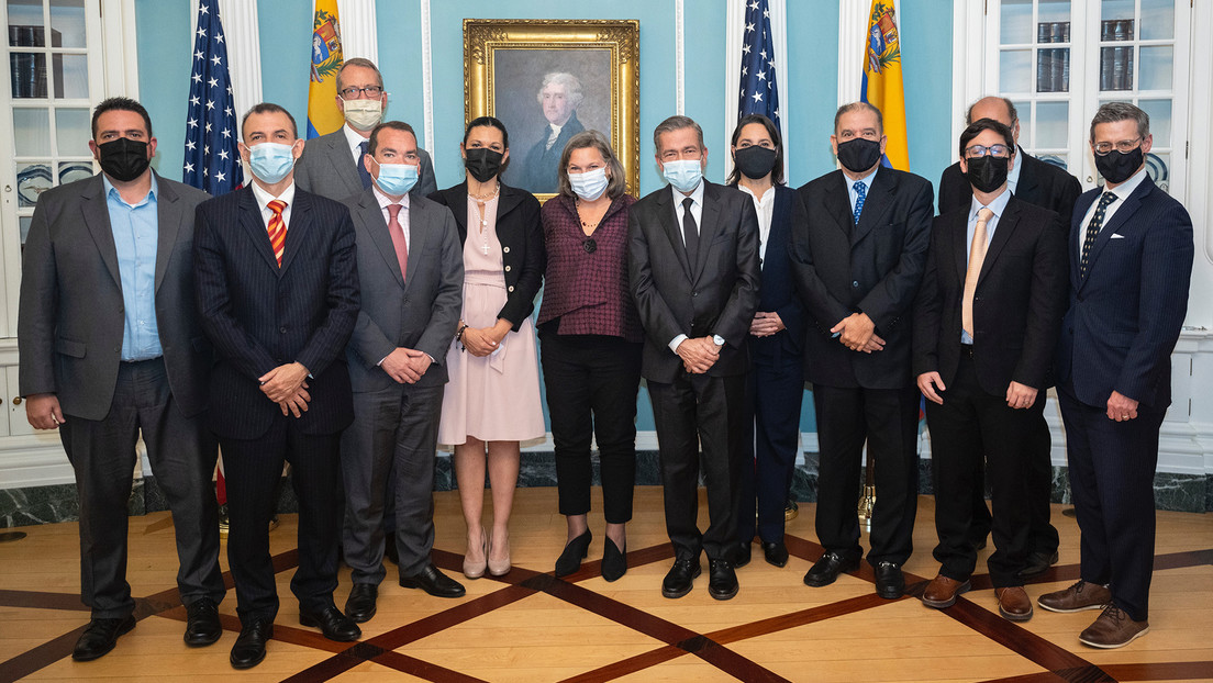 EE.UU. insta al Gobierno de Venezuela a retomar el diálogo con la oposición