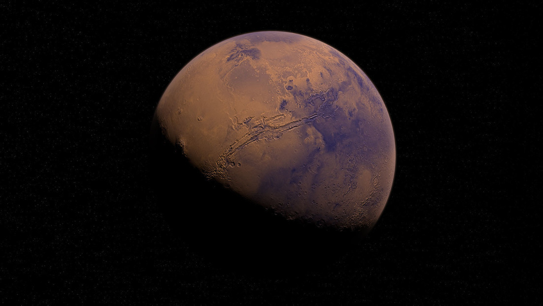Determinan que una parte del agua desaparecida de Marte podría estar atrapada en unos minerales de arcilla escondidos a kilómetros bajo la superficie