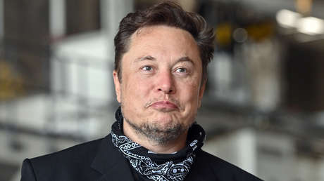 Demandan a Tesla por los tuits de Musk sobre la venta de acciones que resultó en el desplome de la compañía