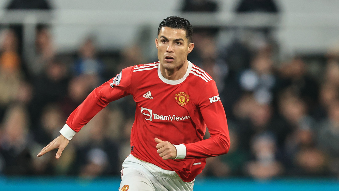 Exfutbolista de la Premier League inglesa afirma que jugadores del Manchester United se sienten 'intimidados' por Cristiano Ronaldo