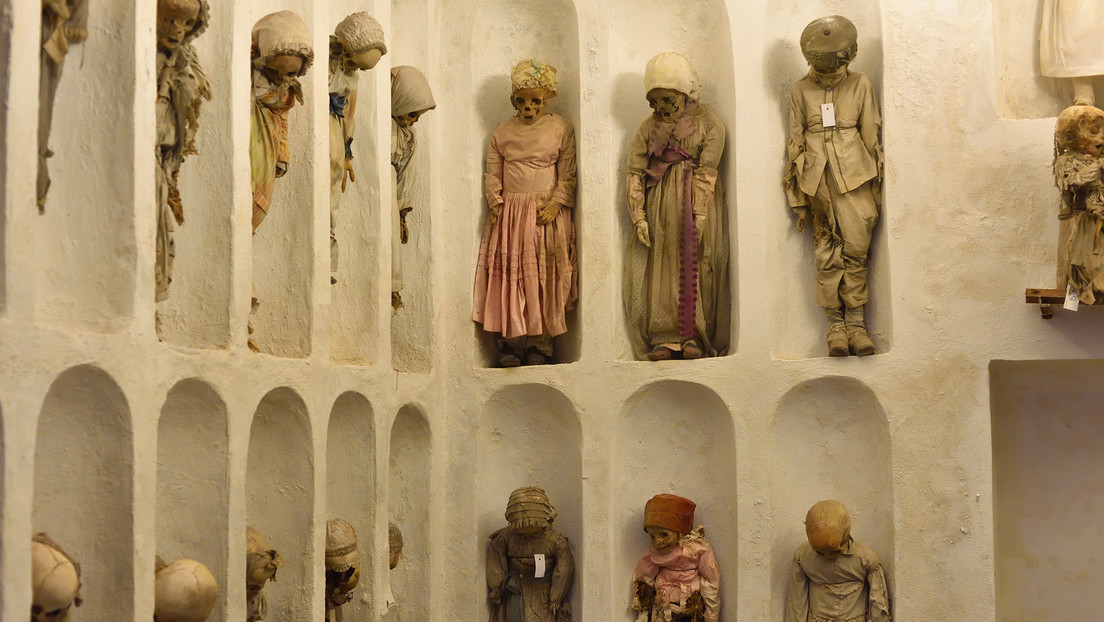 Inicia la investigación que revelará los secretos de las misteriosas momias infantiles de las catacumbas de Palermo en Italia