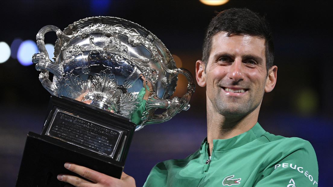 El tenista serbio Novak Djokovic se enfrenta a deportación al anularse su visa tras llegar a Australia