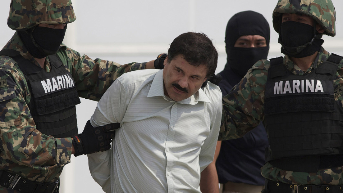 Un libro revela que la esposa del Chapo Guzmán no es legalmente su esposa