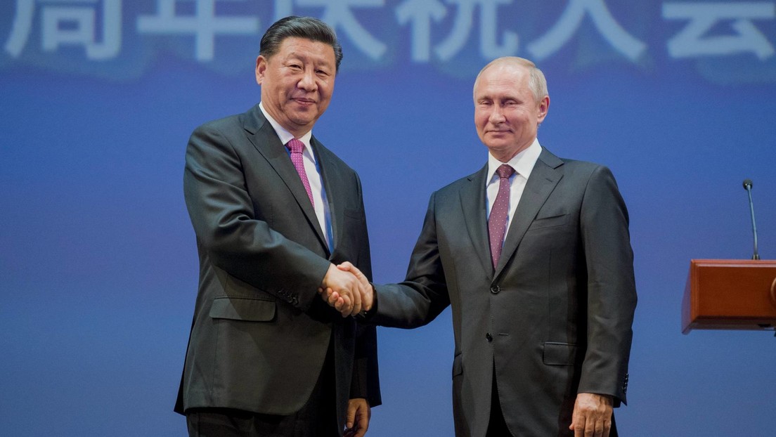 Embajada de China en Rusia tacha de "noticia falsa" el material de Bloomberg sobre una supuesta petición de Pekín de no invadir Ucrania
