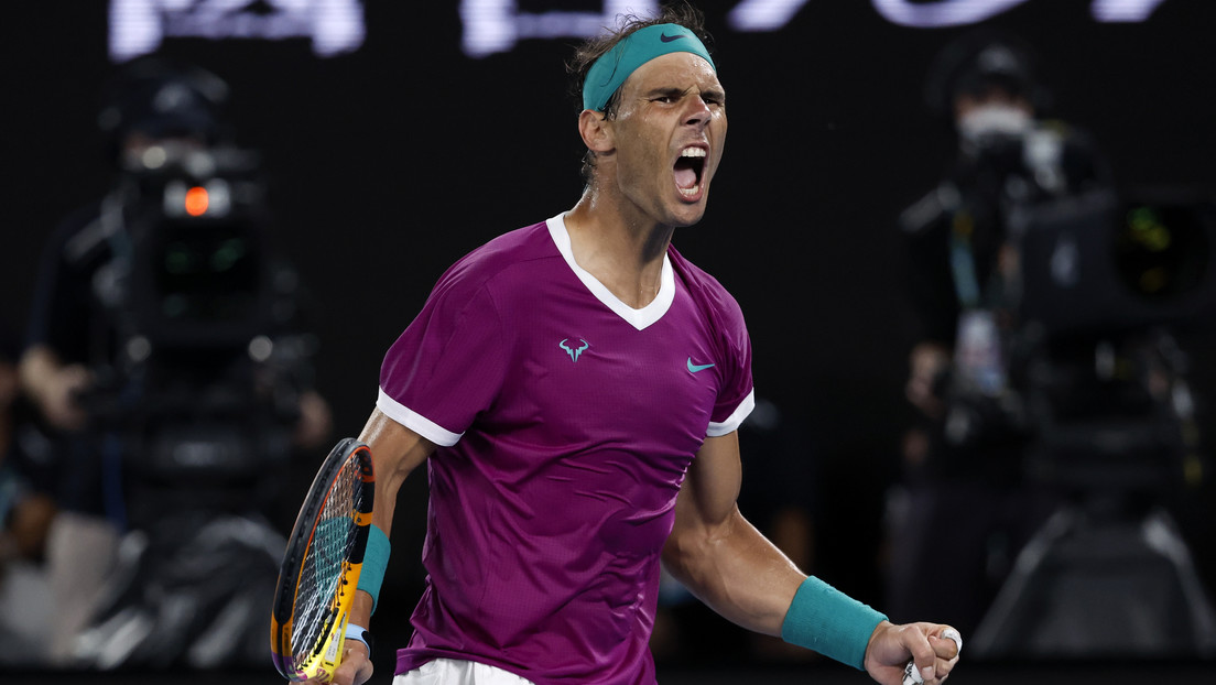 Rafael Nadal gana el Abierto de Australia ante Daniil Medvédev y se convierte en el primer tenista de la historia en ganar 21 torneos del Grand Slam