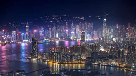 Suspenden la cotización de Evergrande en la Bolsa de Hong Kong a la espera de "información interna" de la compañía