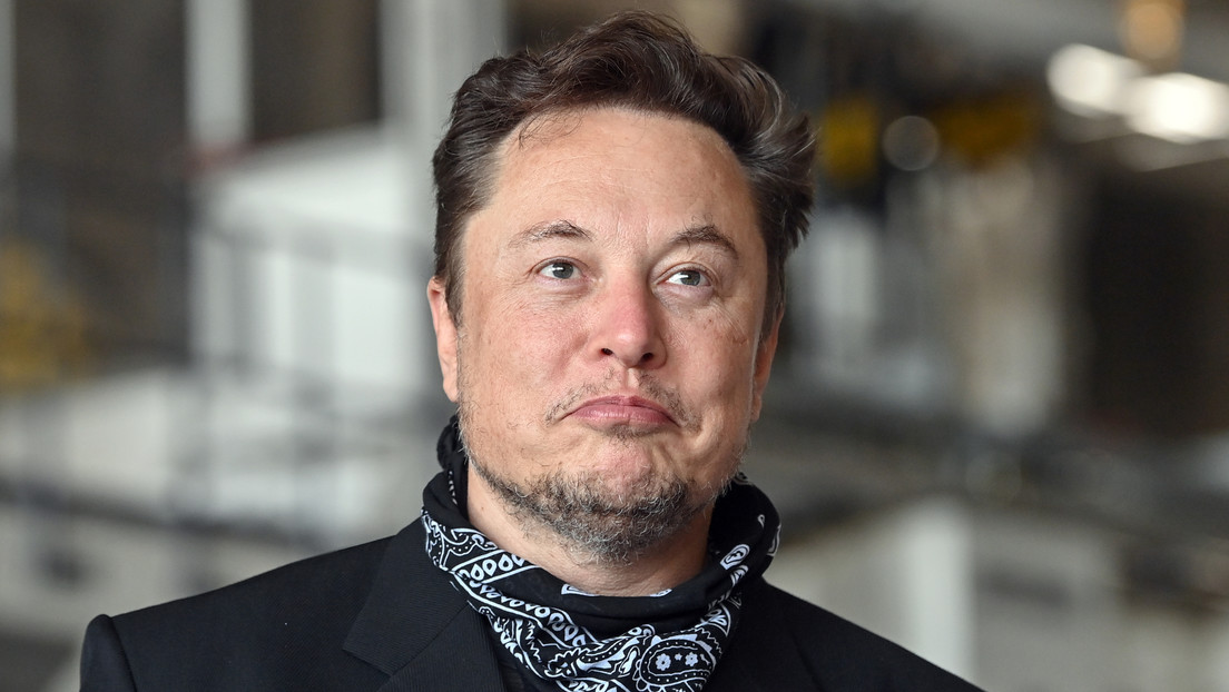 Elon Musk sobre Associated Press: "Llevan años escribiendo artículos falsos sobre Tesla"