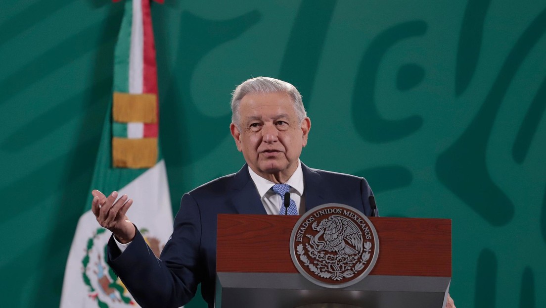 "Infantil" y "machista": López Obrador protagoniza una encendida polémica en Panamá por defender a Salmerón, su excandidato a embajador