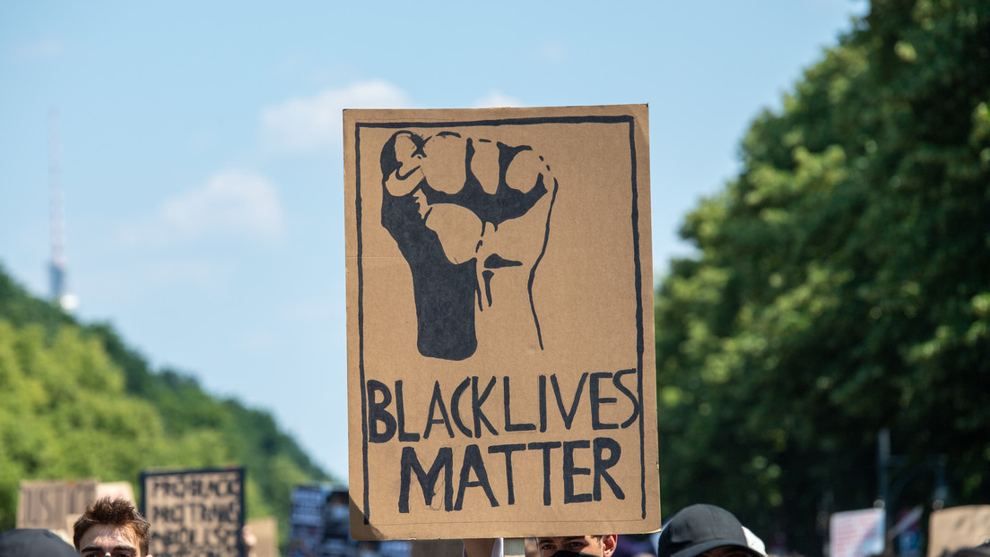 Ordenan a la fundación Black Lives Matter suspender la recaudación de fondos en línea por falta de transparencia financiera