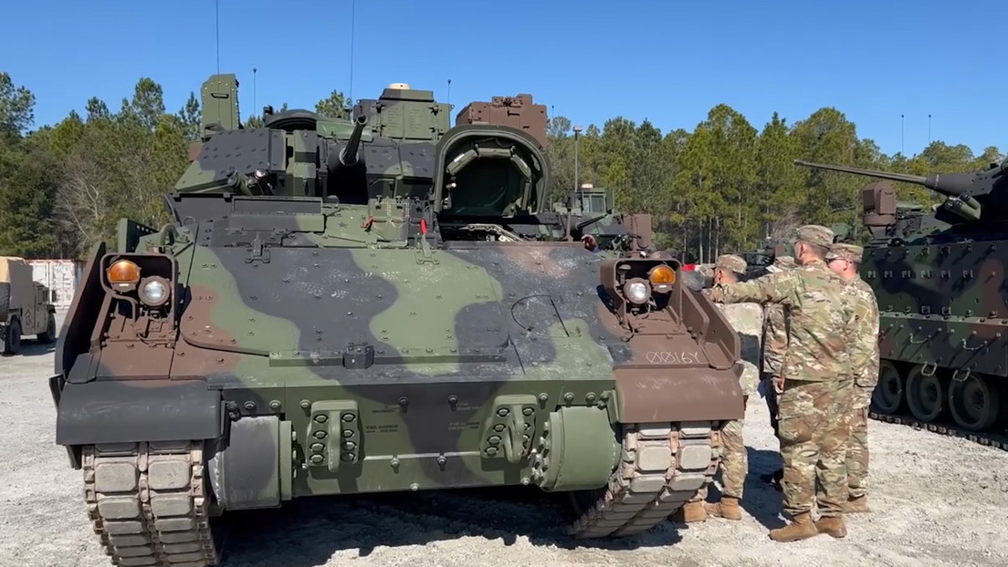 El Ejército de EE.UU. recibe la última versión del vehículo de combate Bradley, un veterano y venerado vehículo de la Guerra Fría