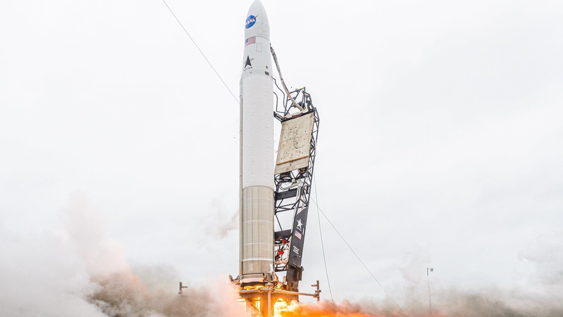 Un cohete de Astra Space se incendia minutos después de su lanzamiento y falla en poner en órbita 4 satélites para la NASA