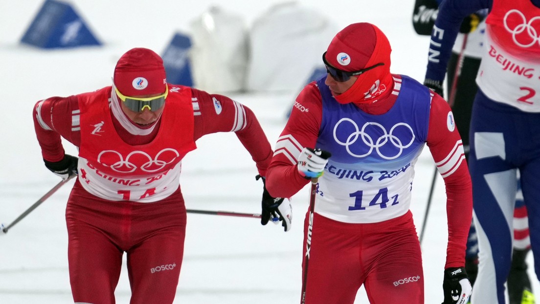 El equipo masculino de esquí de fondo del COR gana la medalla de bronce en Pekín