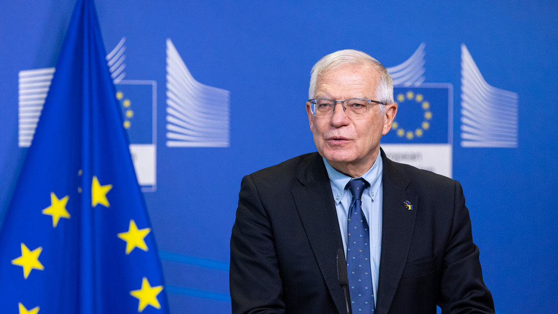 Borrell dice que los ministros de Exteriores de la UE acordaron proporcionar armas letales a Ucrania por valor de 450 millones de euros