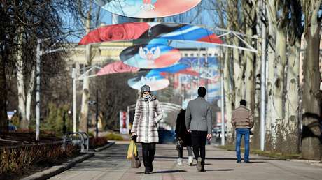 Los líderes de Donetsk y Lugansk ordenan la evacuación de la población civil hacia Rusia ante una posible ofensiva de Kiev