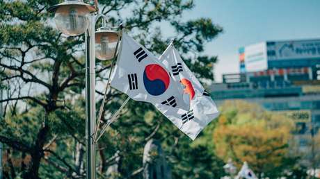 Corea del Sur prohibirá la exportación de materiales estratégicos a Rusia y planea desconectar al país del sistema interbancario SWIFT