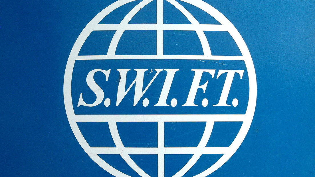 La UE desconecta a siete bancos rusos del sistema SWIFT