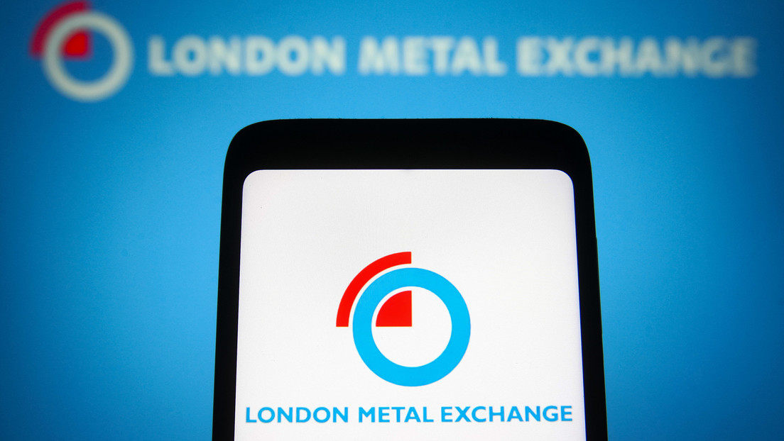 El precio del níquel supera por primera vez los 100.000 dólares por tonelada en la Bolsa de Metales de Londres