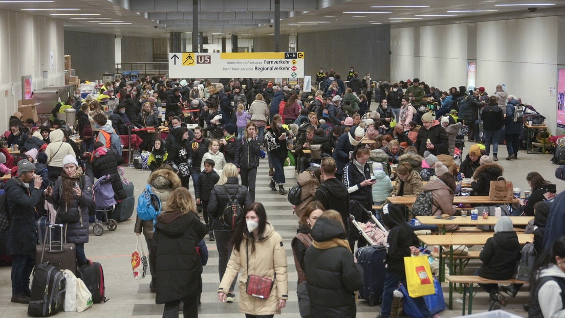 Berlín advierte a los refugiados ucranianos sobre el peligro de tráfico de personas e insta a no aceptar alojamientos en su estación central de trenes