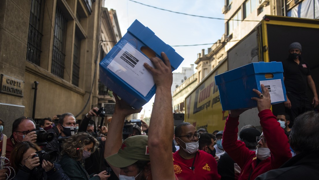 Los puntos clave del referéndum en Uruguay que pone a prueba al Gobierno de Lacalle Pou