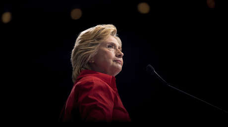 Hillary Clinton pide armar a Ucrania como se hizo con la insurgencia muyahidín que expulsó al ejército soviético de Afganistán