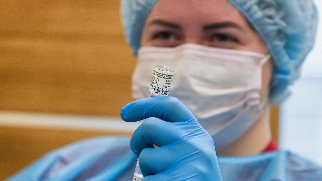 Rusia anuncia el registro de la primera vacuna nasal del mundo contra el coronavirus